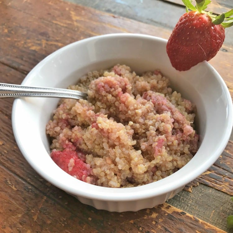 Strawberry Cheesecake Breakfast Quinoa