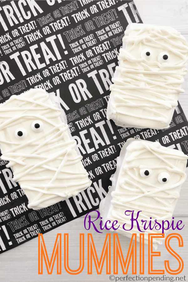 These non spooky Halloween treats are the perfect Halloween party idea for kids. These easy rice krispie treat mummies can either be made from scratch, or you can make them super easy buy using store bought rice krispie treats. #Halloween #Halloweenpartyideas #halloweentreat #mummytreat #halloweenmummies #mummies #halloweenfood #partyfood #foodideasforhalloween