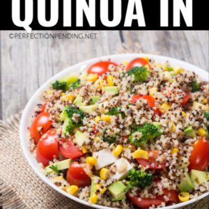 Did you know you can actually cook quinoa in the microwave? If you want to make delicious quinoa salads or quinoa dishes or just make quinoa instead of rice, you should learn the best way to cook quinoa in the microwave. You can thank me later. #easyquinoa #quinoa #microwavequinoa