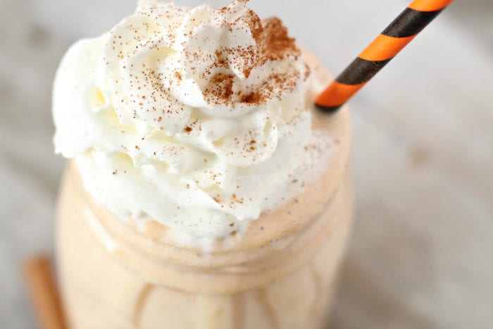 Whip up this creamy fall dessert for a special treat full of your favorite fall flavor - pumpkin spice. If you're looking for a fall pumpkin dessert idea that's different than the rest, then this pumpkin milkshake will be the creamy cold shake recipe you crave. #pumpkin #pumpkinmilkshake #milkshakerecipe #pumpkinspice