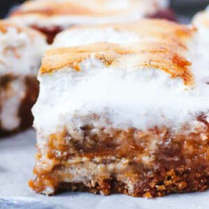 close up of sweet potato pie bars